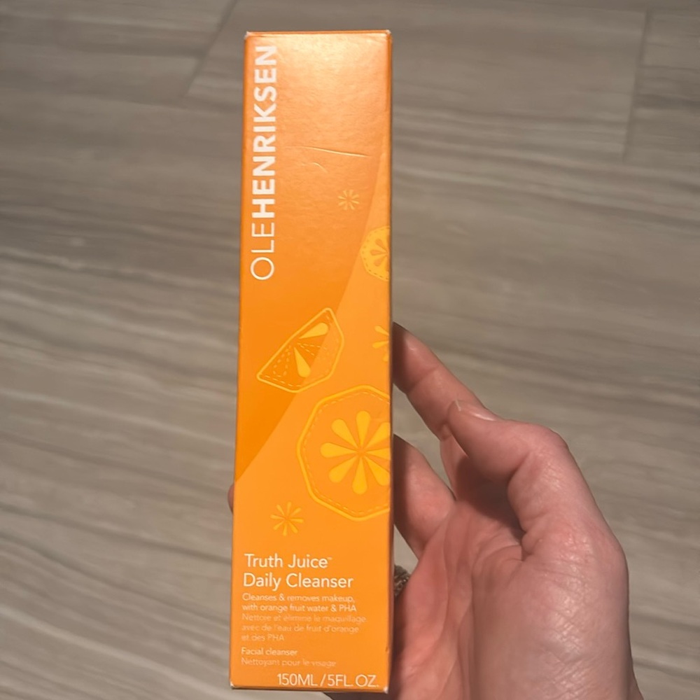 Ole Henriksen Truth Juice Cleanser